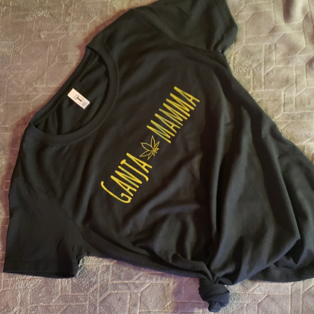 Ganja mamma tee